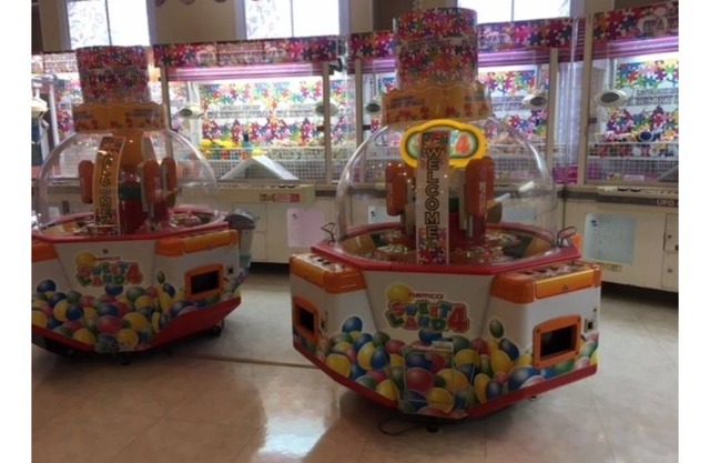 Luxuriöser und geräumiger Raum, geräumiger Raum in der oberen Etage 303