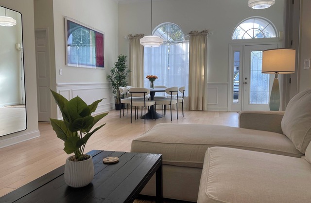 Luxurious and Spacious Retreat Near TPC Sawgrass, Mayo Clinic and Beaches
