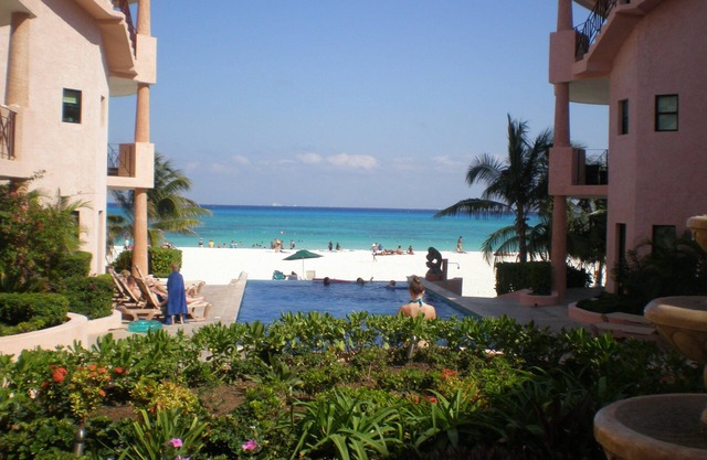 BEACHFRONT - 2 Master Suiten - Perfekt für zwei Paare!
