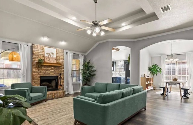 Luxurious Casa Capitàn Modern style Relaxing flare