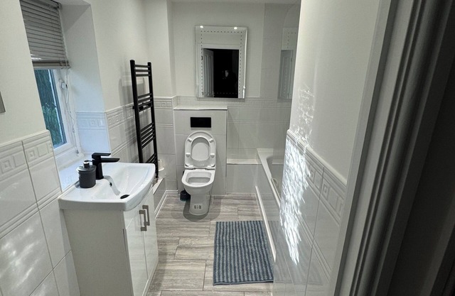 Luxurious Coach House