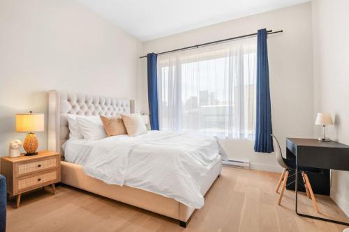 Luxurious DownTown Suite