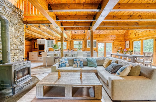 Luxuriöses und bezauberndes Hudson Valley / Catskills / Upstate NY Log House