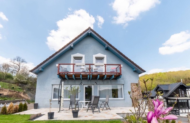 Luxuriöses Ferienhaus mit schönem Privatgarten