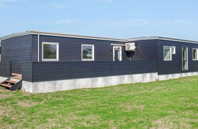 Luxuriöses Ferienhaus in Jütland mit Außen-Jacuzzi