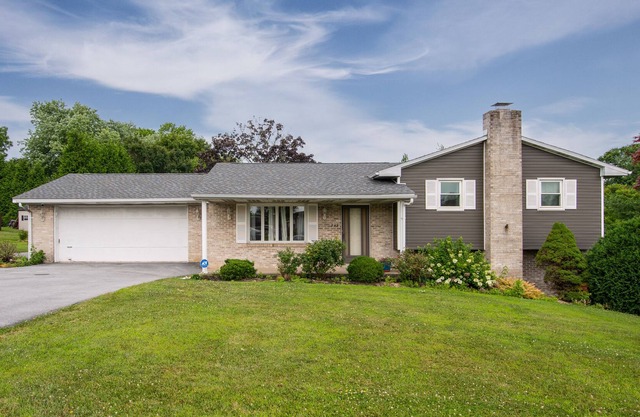 Luxurious Home Away at Berkstone