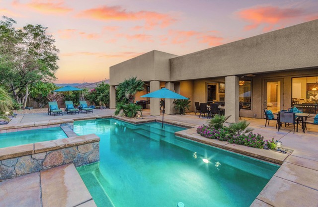 Desert Vibes und Poolside Tides im ❤ von Indio | von AvantStay