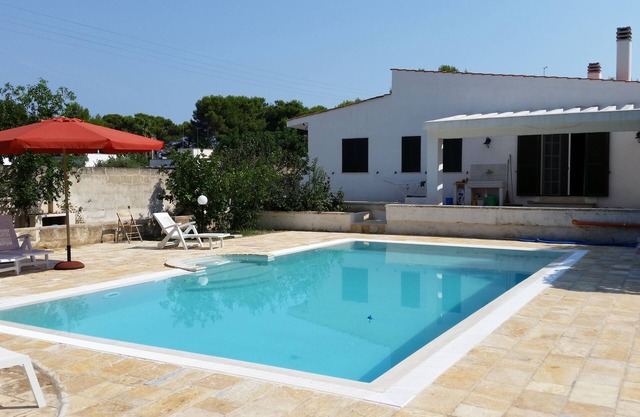 Luxuriöses Ferienhaus mit Garten und Pool, ca. 800 m vom herrlichen Sandstrand