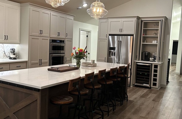 Luxurious lake home, new 4 bdrm, 3 bath 2 kitchens modern farmhouse on SRCL.org