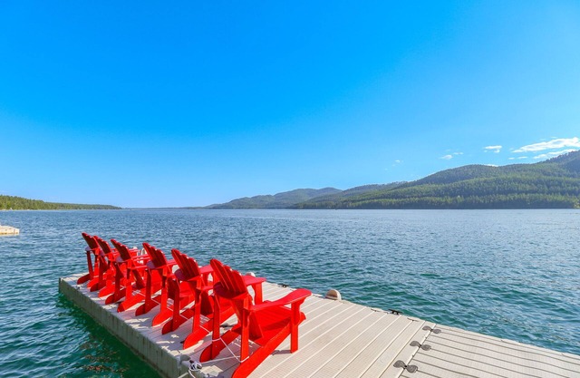 Luxurious Lakefront Escape on Whitefish Lake