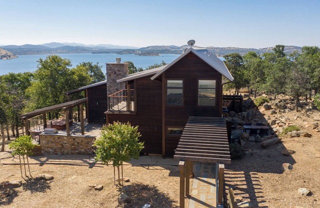 Luxurious Lakeside Estate with Expansive Views and Privacy on over 50 Acres!