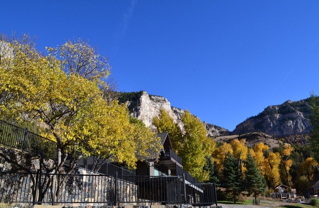 Luxuriöse Unterkunft im Wind River Canyon