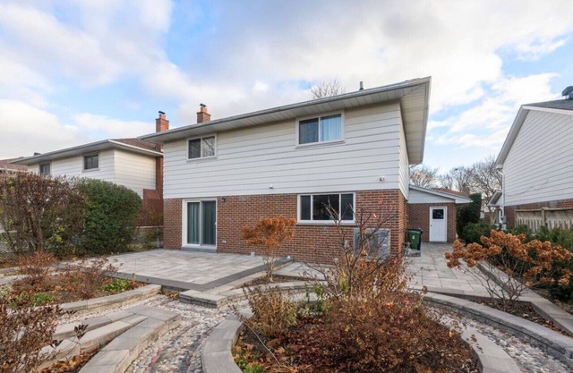 Luxurious Modern 7B3.5B Home + Magnificent Patio