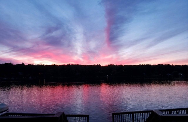 Luxurious Muskegon River Getaway