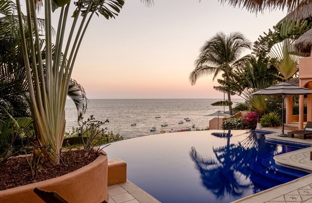 Lujosa Villa frente al mar - A pasos de Playa Manzanillo - La mejor vista en Puerto