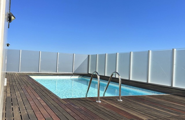 Luxurious Penthouse in Lisbon - One of a Kind Private Summing Pool