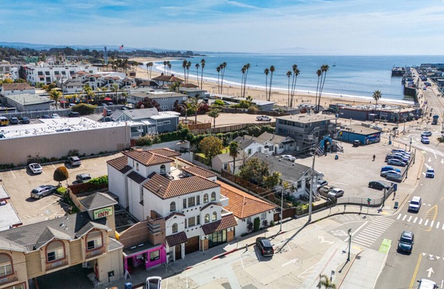Neu! Luxuriöse große Villa BESTE LAGE in Santa Cruz