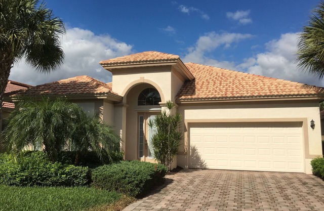 Luxuriöse tropische Villa in Bonita Springs - entspannen und die Sonne genießen - eingezäunte