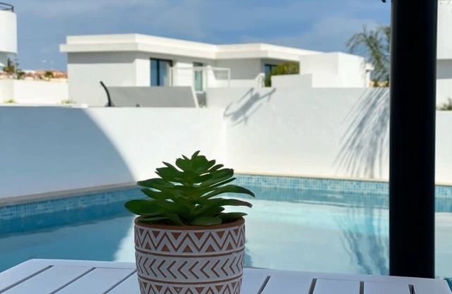 Luxurious Villa Private Pool La Marina Urb LM3