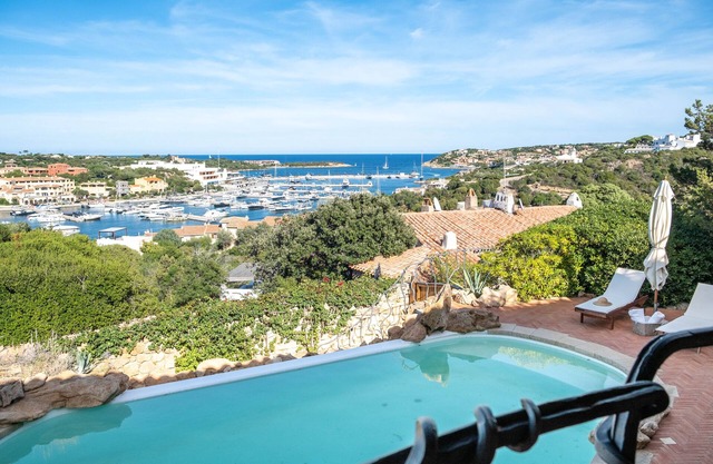 Luxurious villa with swimming pool by Arch.Couelle