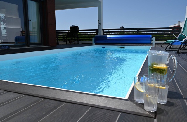 Luxuriöse Villa mit Meerblick und privatem Pool