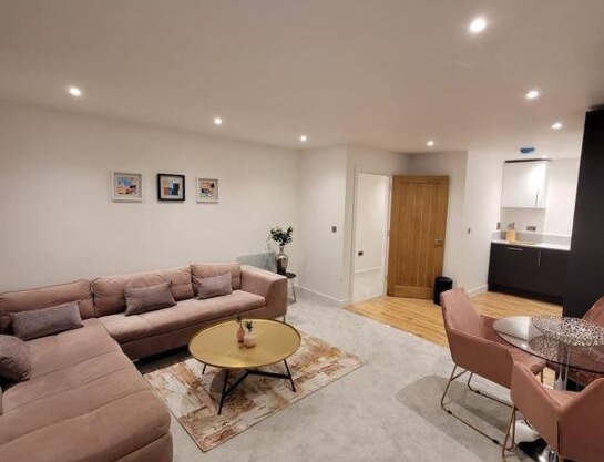 Luxury 1 Bed Flat In The Heart Of Rochester