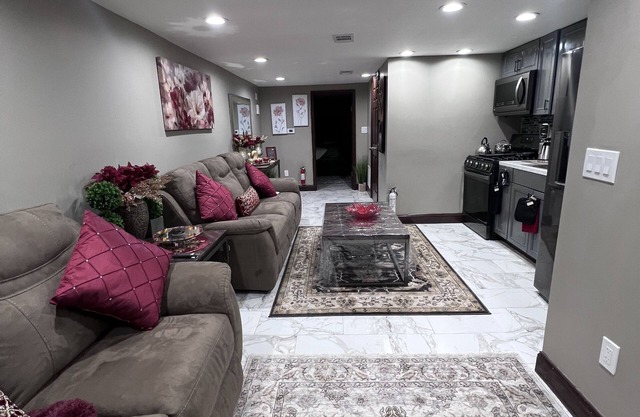 Luxury 1 Bedroom Apartment in Philadelphia