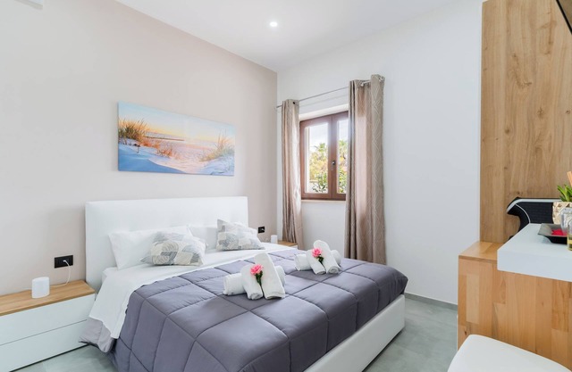 'Luxury 12 - Zimmer Anna' mit gemeinsamer Terrasse, Wi-Fi und Klimaanlage