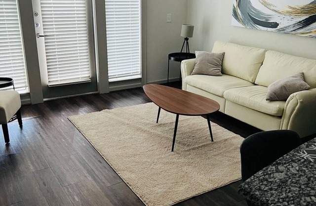 Luxury 1BD, 1BR Private Entry - near Arena, 25 min to Downtown ATL