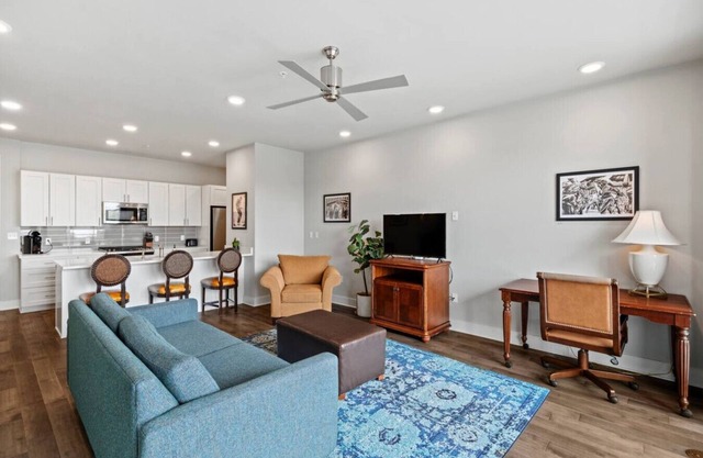 Luxury 2 Bed 2 Bath Condo In Bywater New Orleans