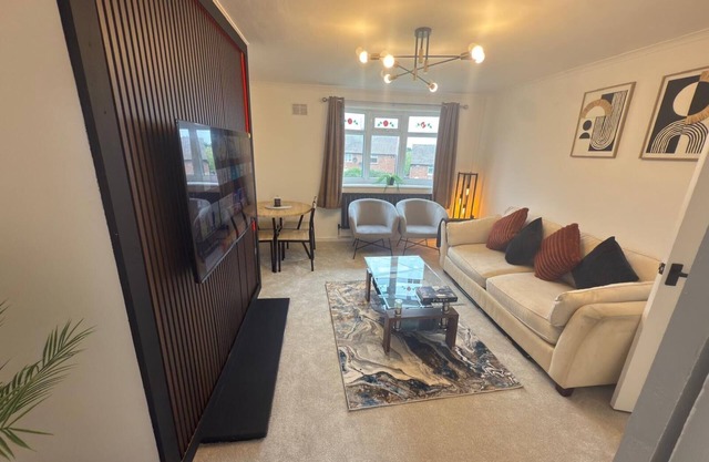 Luxury 2 Bedroom Apartment