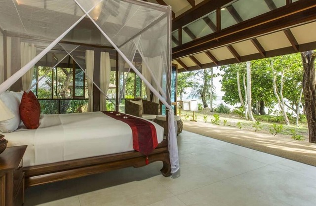 Luxus 2 Schlafzimmer Pool Villa Suite Baan Suay Ngam !!