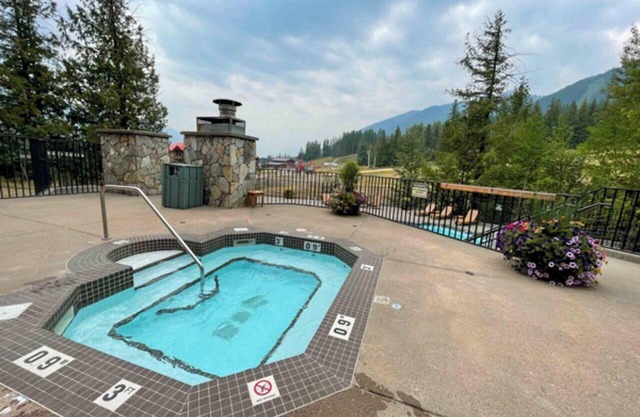 Luxury 2 Bedrooms Right On The Slopes