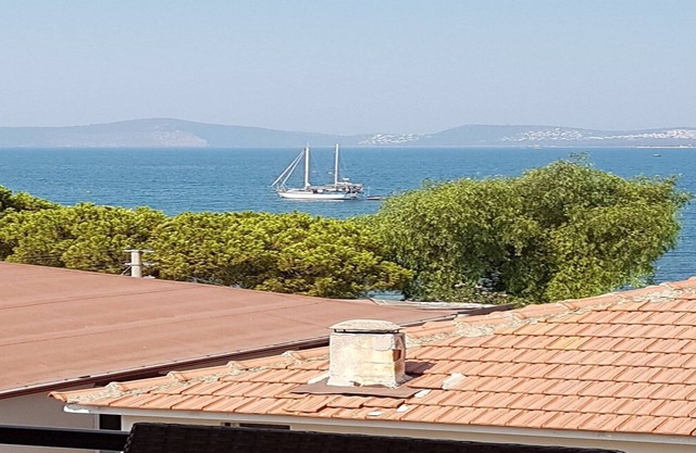 Luxuriöse 2-geschossige Wohnung in Güllük, Türkei mit Meerblick