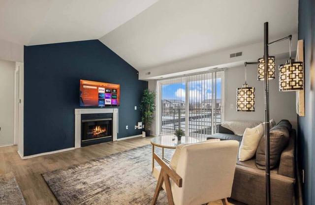 Luxury 2BD | DT Ann Arbor | 3 Beds | Free Parking