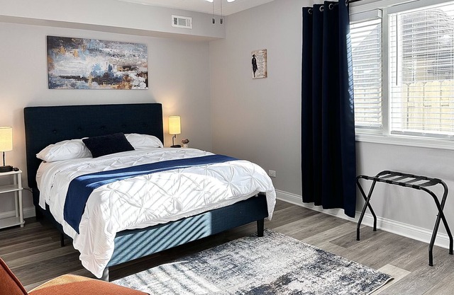 Luxury 2bdr&2bath/Fast WiFi/4KTVs/Free parking/Comfy beds/Getaway