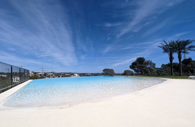 Luxury 3 Bed Apartment in Las Colinas LC5