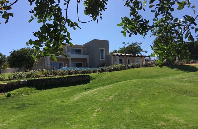Luxus-Villa mit eigenem Pool, Klimaanlage, Wi-Fi