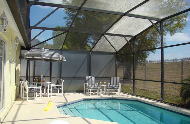 Luxury 3 BR 2 BA-Villa mit Pool, kostenloses WLAN, kostenlose USA Gespräche, kostenlose HDTV