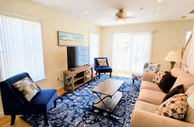HAMPTON BEACH-3 BR LUX STADT-REDUZIERT!-EXKLUSIVER INSELTEIL DES STRANDES!