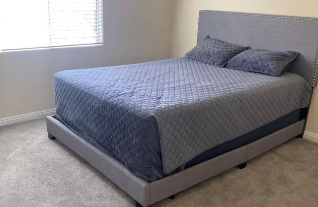 Luxury 3BR Loft Gated Community.