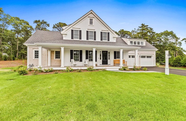 Luxury 4 Bedroom Harwich Home - Centrally Located