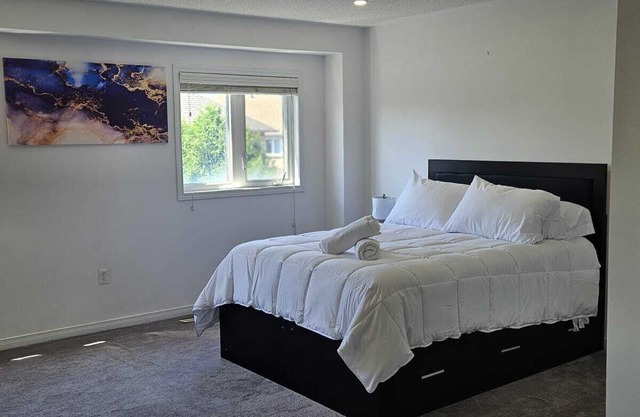 luxury 4-bedroom Mississauga home