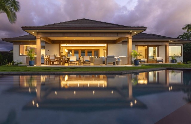 Luxury 4BR Puako Estate, Hualalai Resort: Golf Carts, Pool & Ocean View