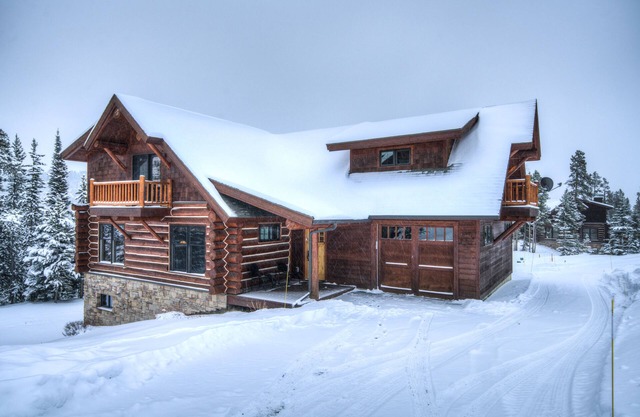Luxus 5 Bdr / 4 Bath Ski in / Ski Out Big Sky Cabin mit Whirlpool