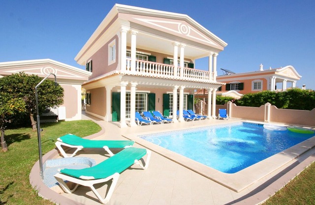 Luxury 5 Bedroom Villa, Private Pool - A/C - Wi-Fi - Garden - 2926/AL
