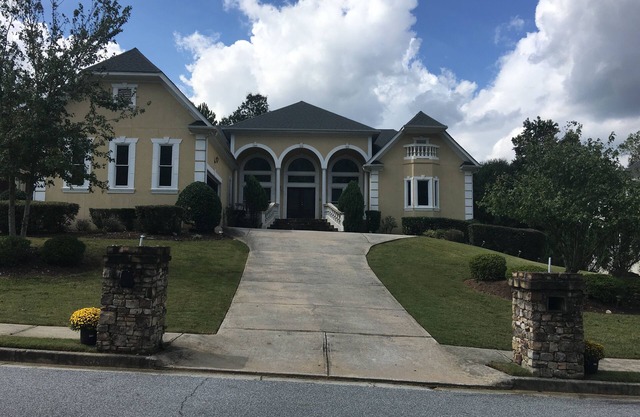 Luxuriöses Mini-Herrenhaus 15 Minuten von der Innenstadt entfernt * Platz für 20 * Veranstaltungsraum und offenen Patio