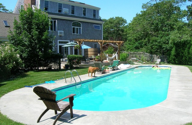 Luxus 7 BR, 4 BA w / Unique 60 Fuß privaten Pool, 0,4 Meilen zum Strand