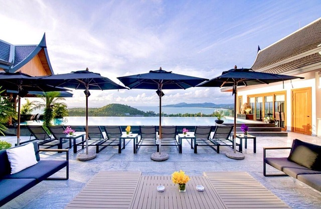 Luxus Villa mit 10 Schlafzimmern zu vermieten