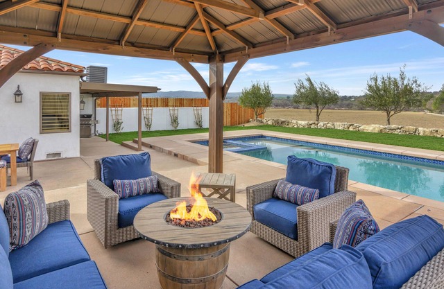 Luxus Adobe in Paso Robles Weinland mit Whirlpool @ Hearst Ranch Winery